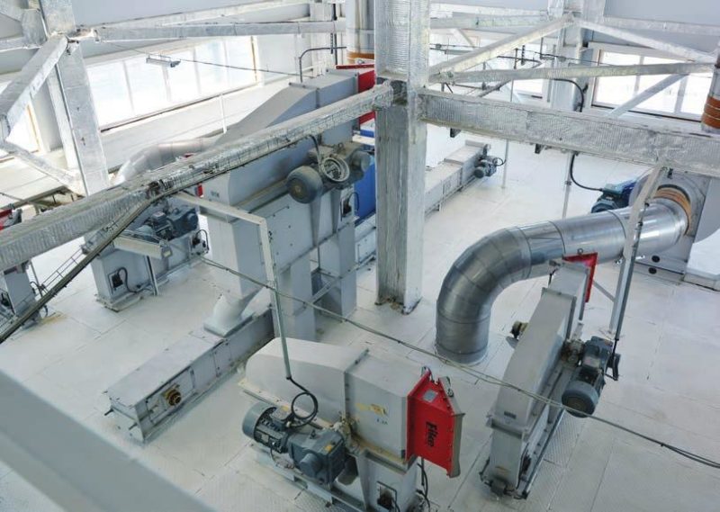 Комбикормовый завод внутри